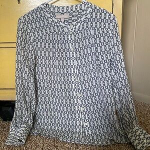 Banana Republic White and Navy Geometric Button-Down Shirt